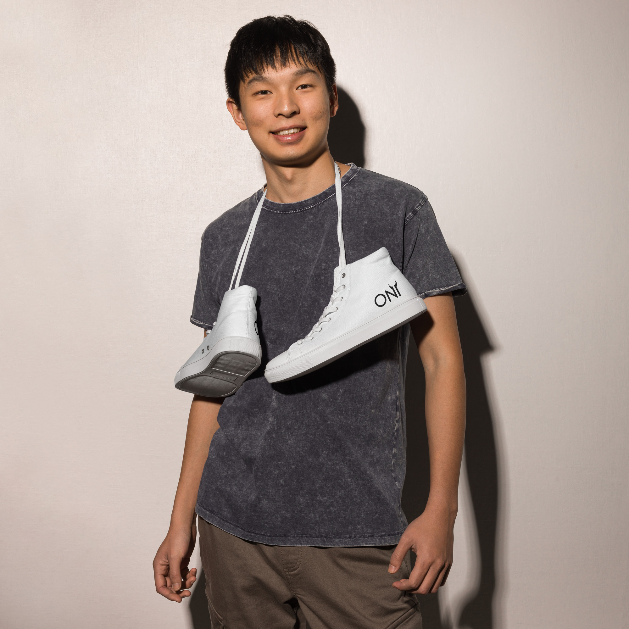 Zapatillas Urbanas de Lona de Caña Alta – Estilo Clásico, Comodidad y Soporte en Moda Streetwear: imagen 20